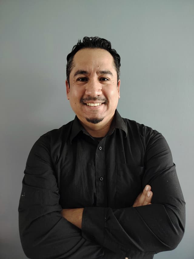 Iván Solís